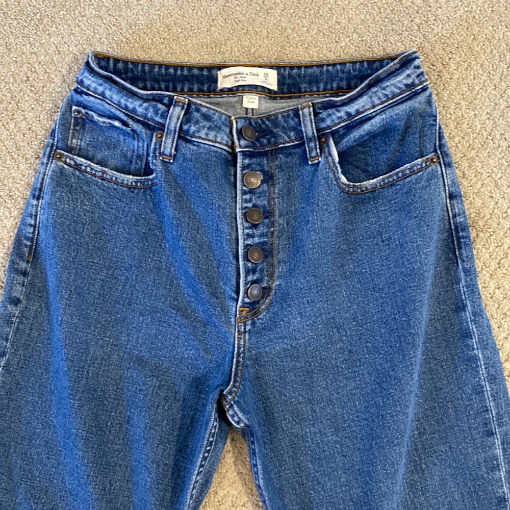 Abercrombie Mom Jean - Picture 3 of 5